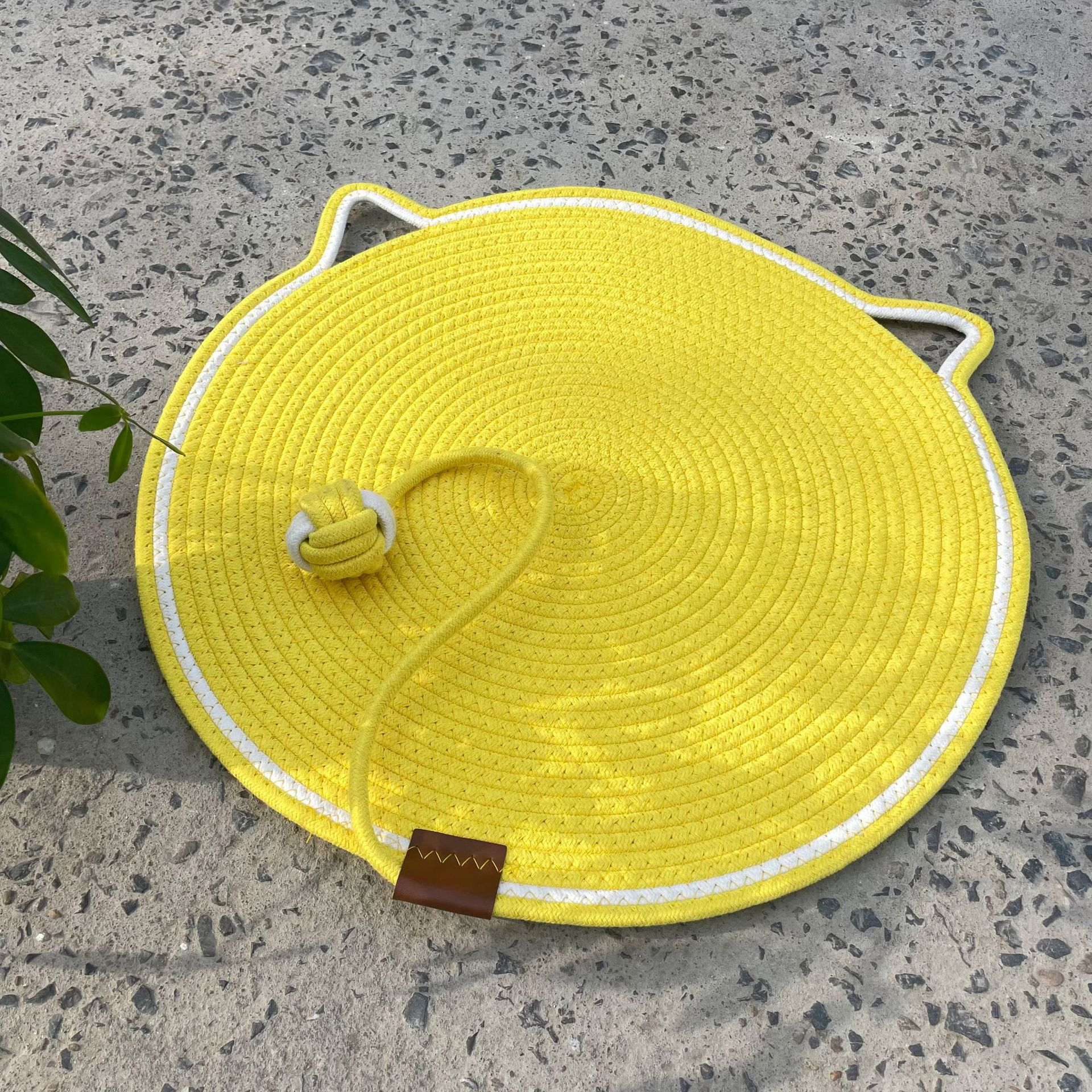 Cotton Rope Cat Bed & Scratching Mat – Woven, Removable & Washable