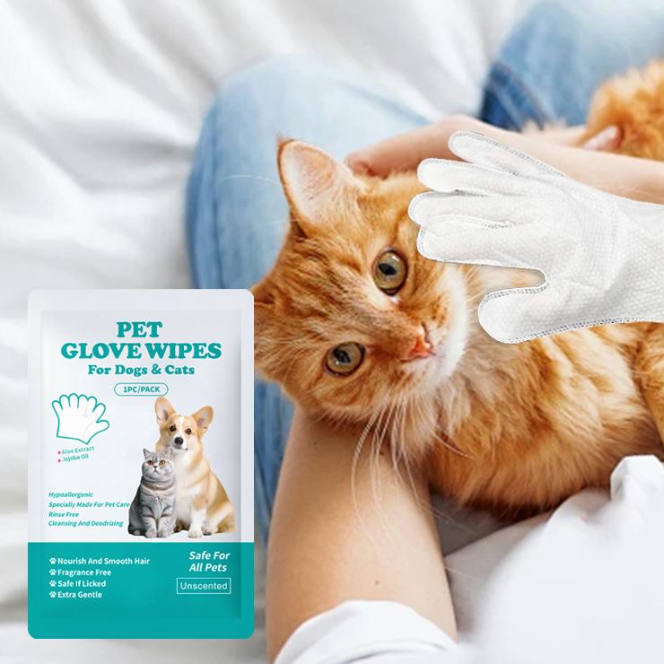 Pet Bathing Wipes for Dogs & Cats, Cleaning & Odor-Controlling Grooming Gloves, Rinse Free